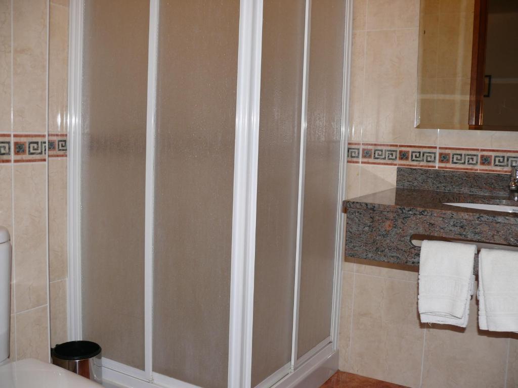 Hostal Muntanya Artesa de Segre Ruang foto